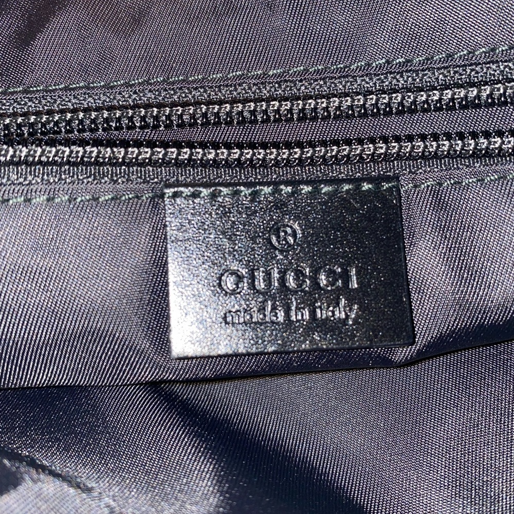 🥳HOST PICK 🥳 Gucci Diaper Bag -💯 - Picture 8 of 16